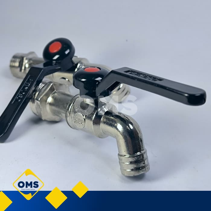 2-Way Iron Ball Valve with Black Handle ½"–¾"